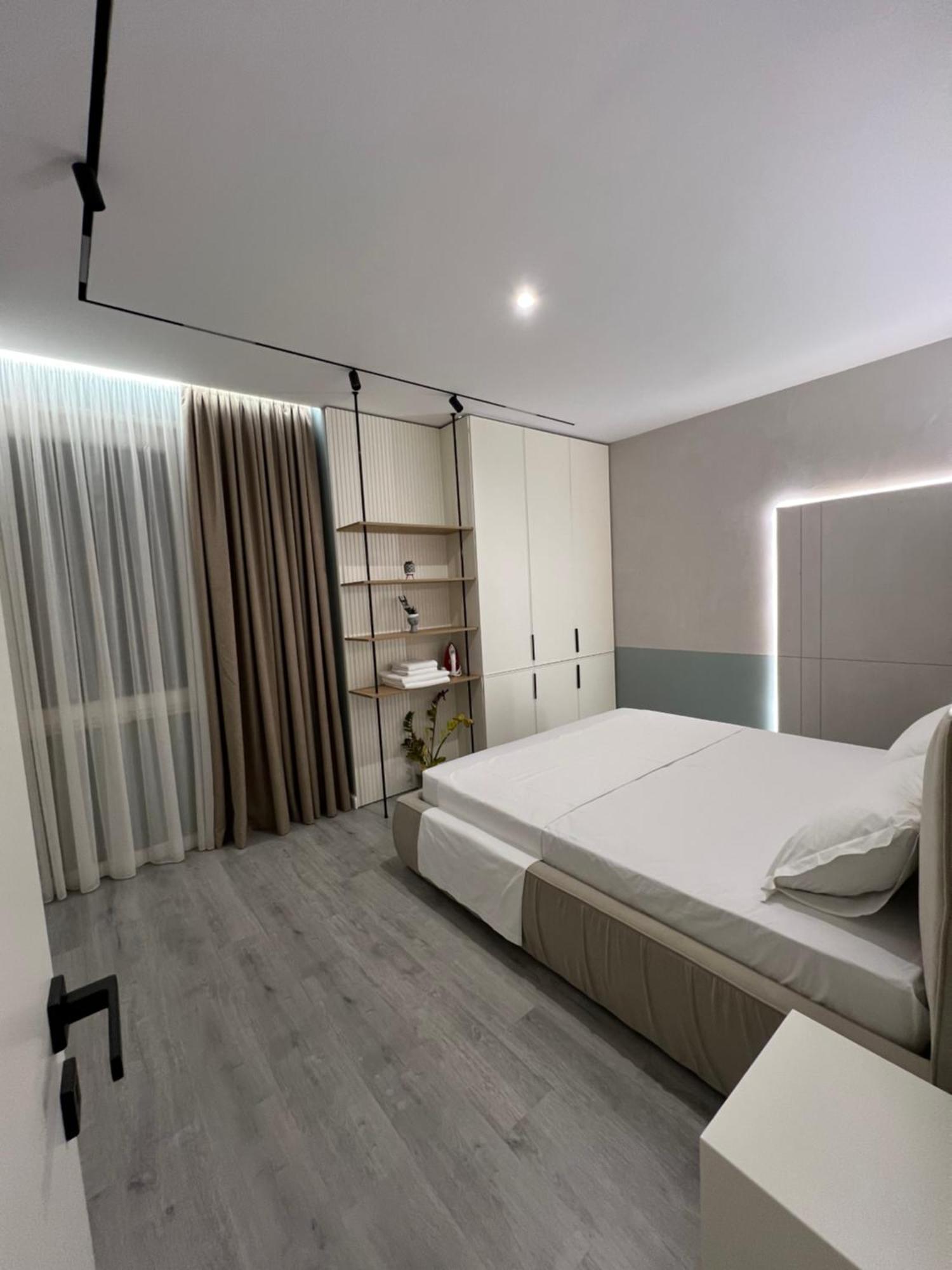 Marina Luxury * Durrës